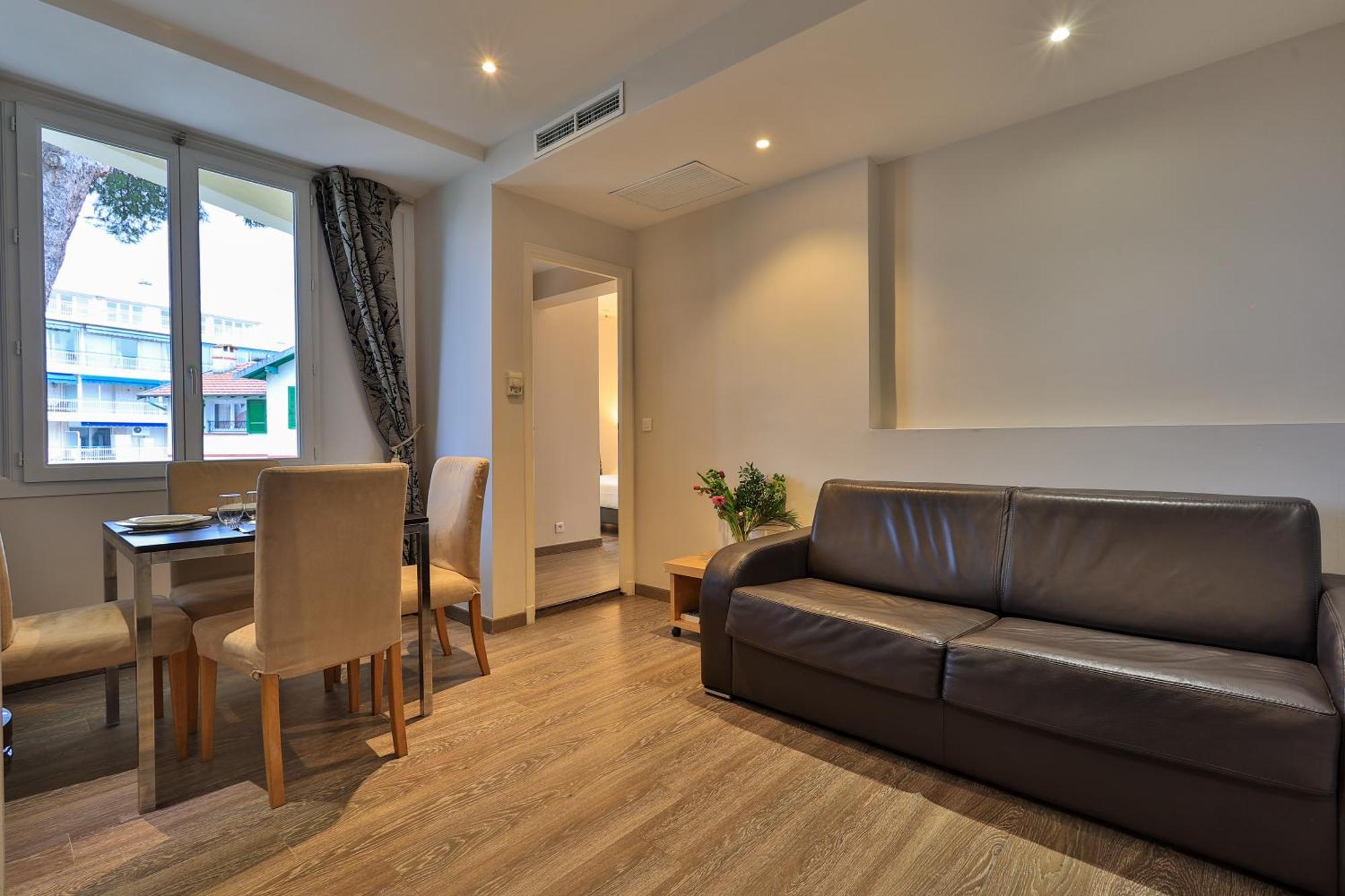 Emeraude Residence Hoteliere Juan-les-Pins Kültér fotó
