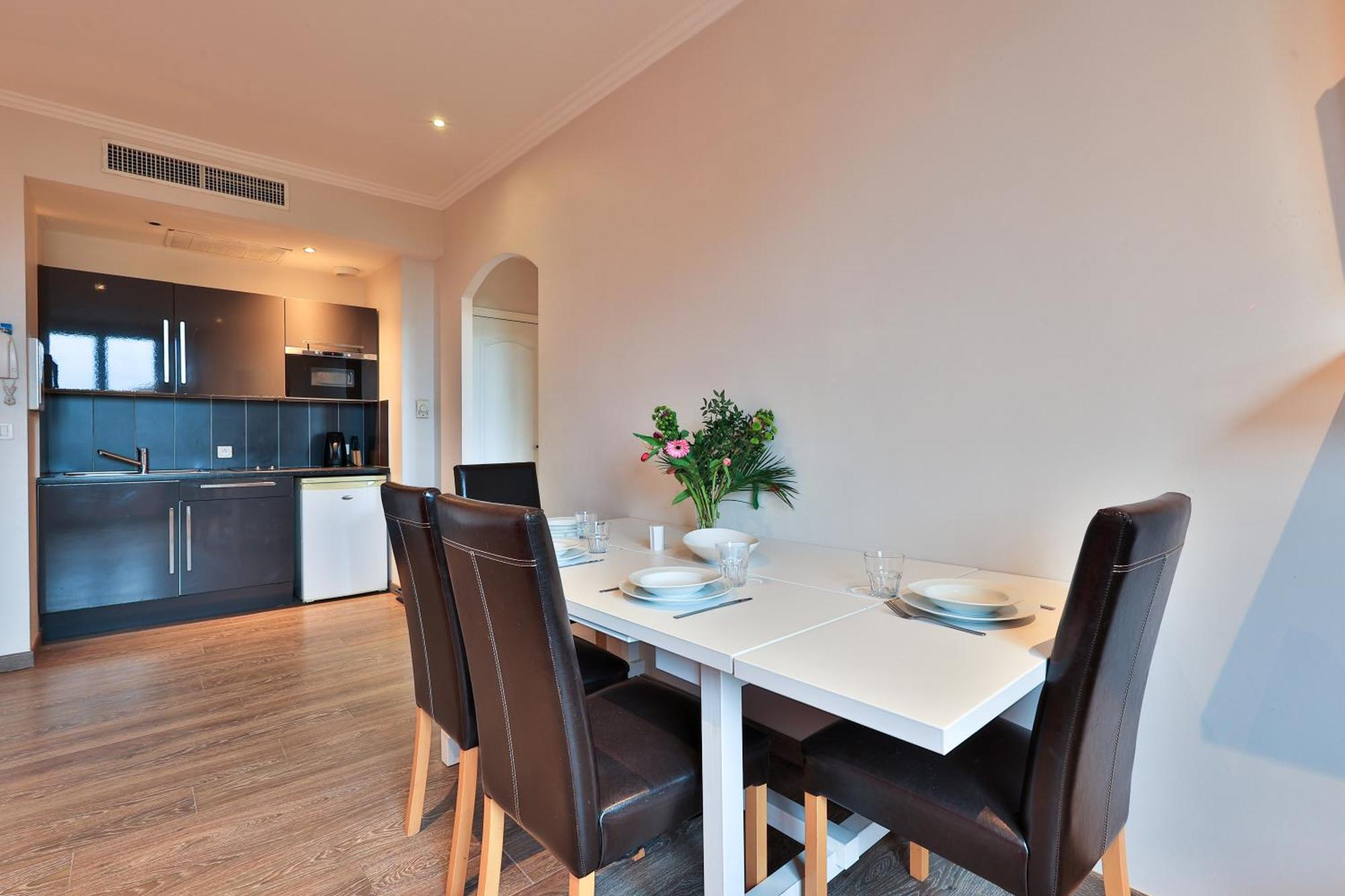 Emeraude Residence Hoteliere Juan-les-Pins Kültér fotó